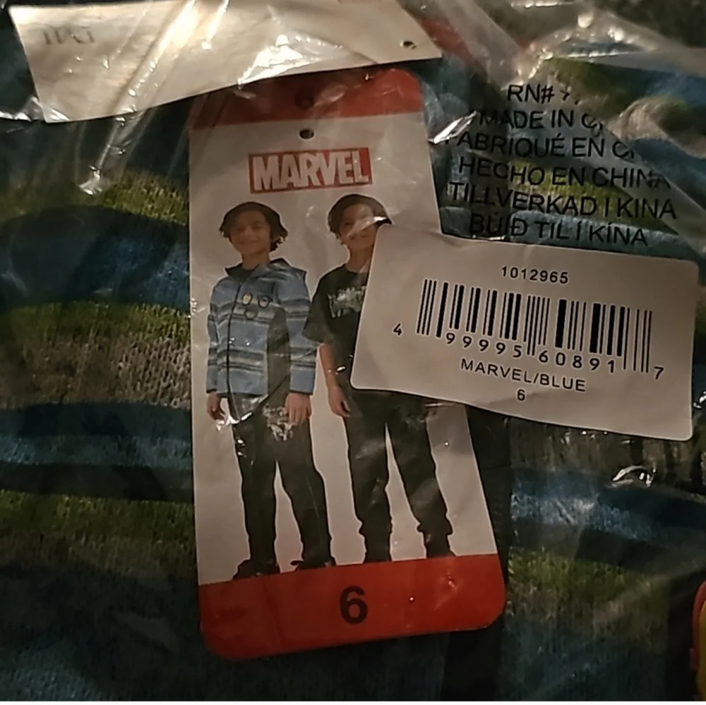 Character Kids Boys 3-piece Sweater Fleece Set MARVEL nwt